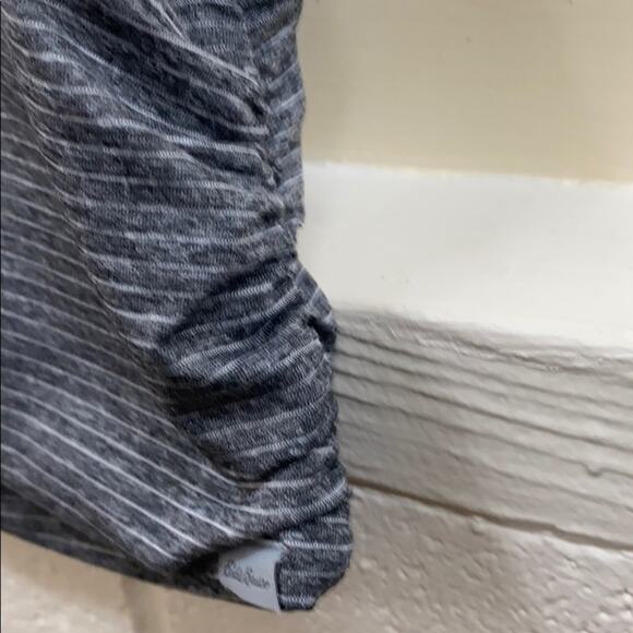 Eddie Bauer XL gray razor back activewear top - Picture 4 of 7